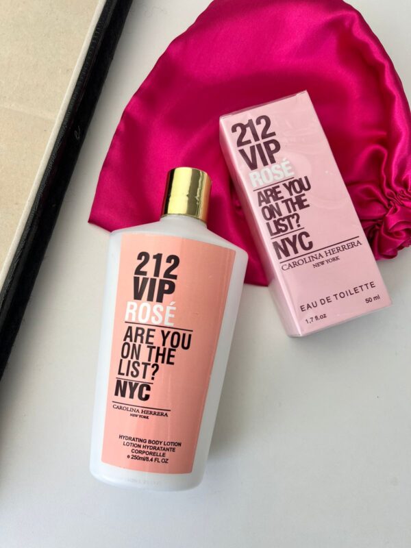 Perfume 212 Vip Rosé - Image 2