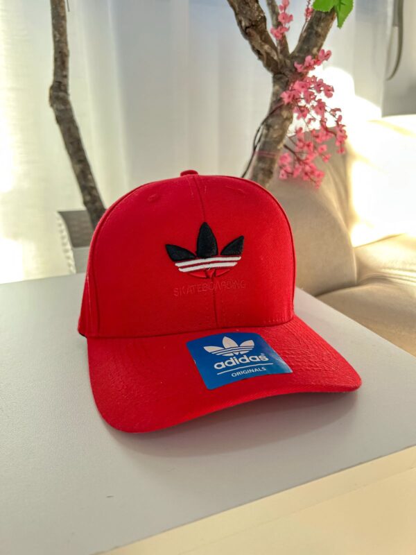 BONÉ ADIDAS