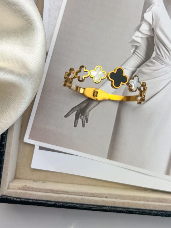 Bracelete Trevo - Imagem 2