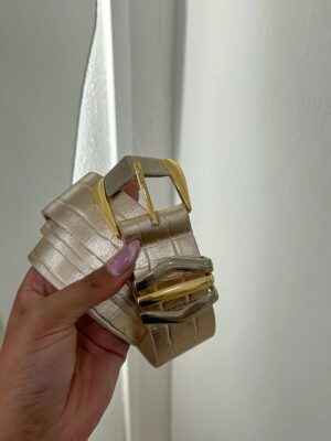 Cinto Dourado