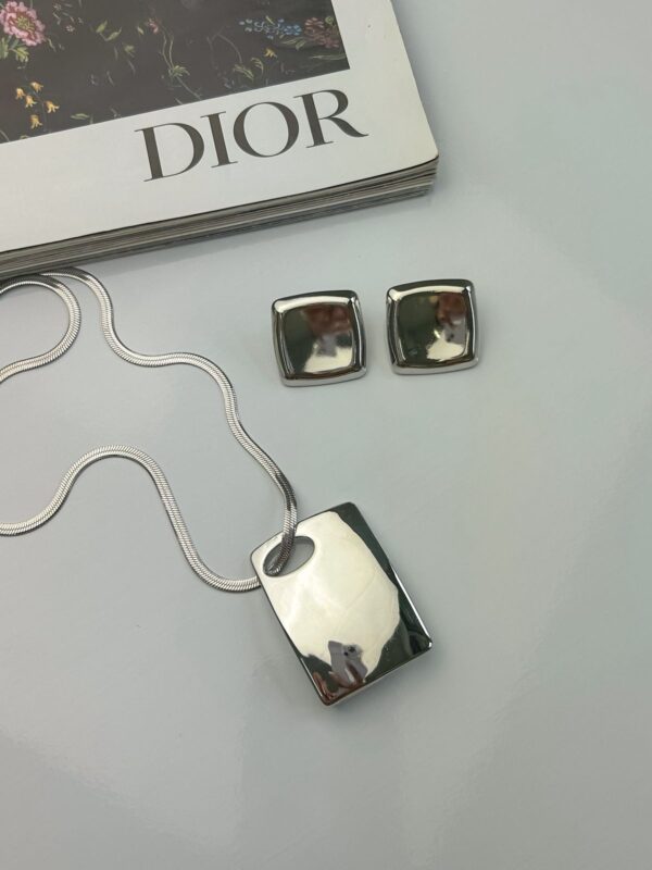 Conjunto Liso