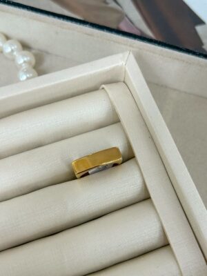 Anel Dourado