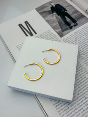 Argola lisa quadrada