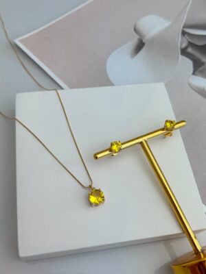 Conjunto yellow fancy