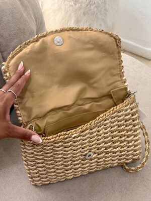 Bolsa clutch de palha