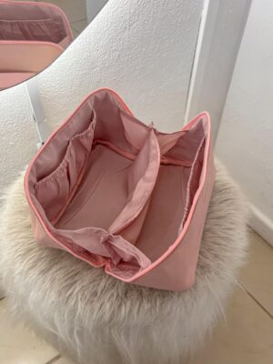 Necessarie de maquiagem