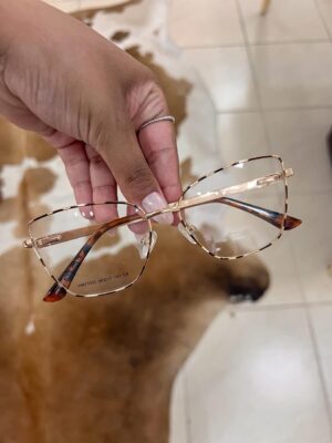 ARMAÇÃO DE ÓCULOS