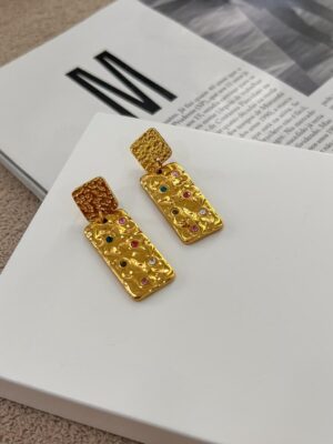 Brinco retangular orgânico