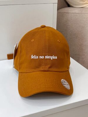 BONÉ FELIZ NO SIMPLES