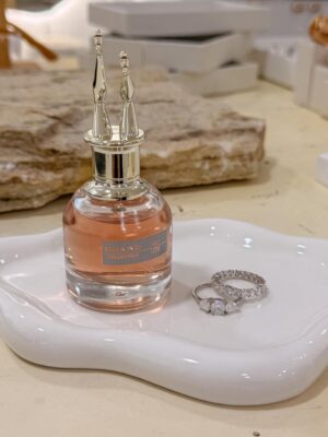 PERFUME 136