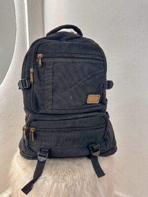 MOCHILA PRETA