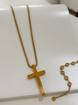 Colar Longo Cruz