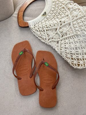 HAVAIANAS MARROM