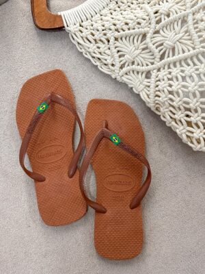 HAVAIANAS MARROM